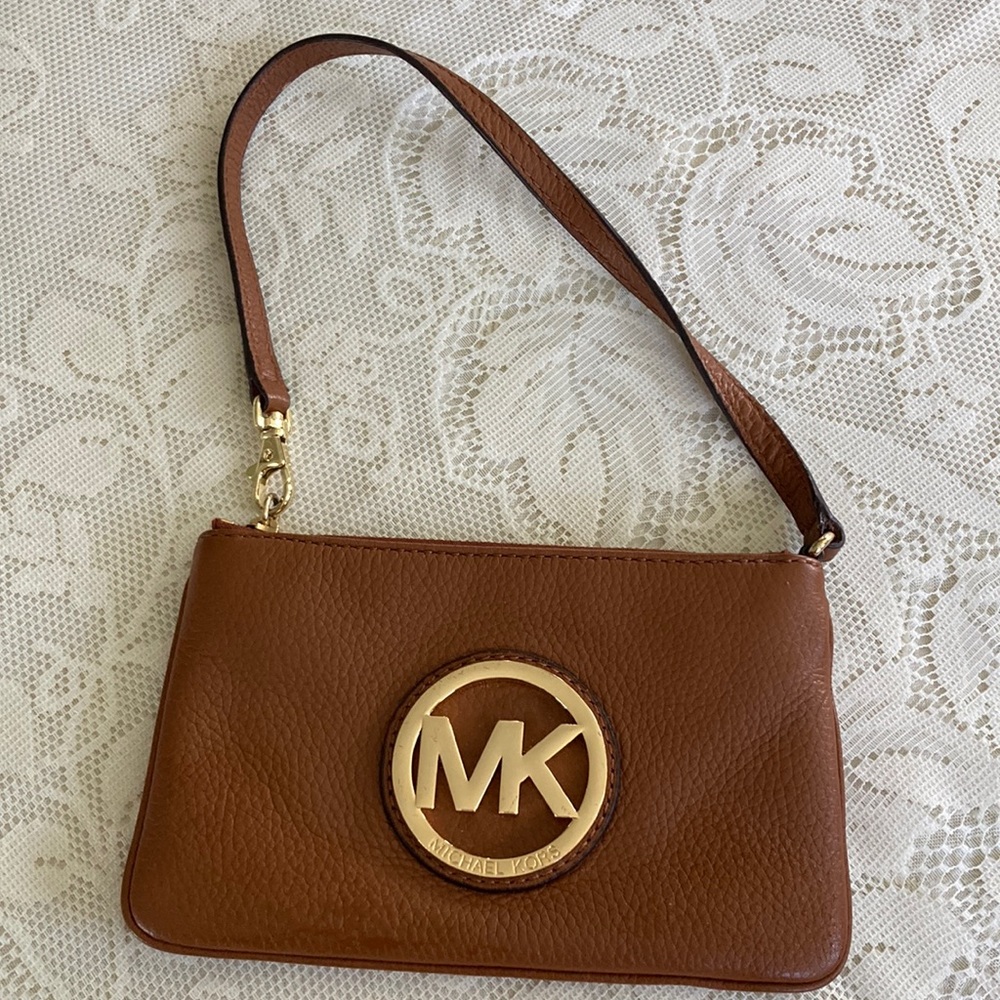 Michael Kors wristlet